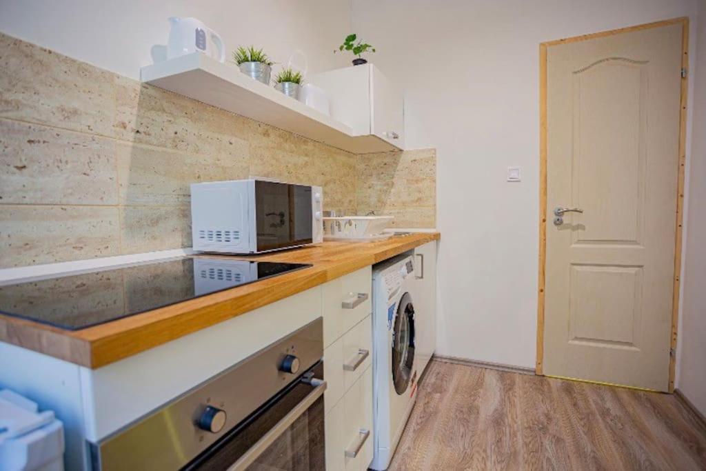 Apartament Cosy Flat In Akacfa Str., Aya Budapeszt Zewnętrze zdjęcie